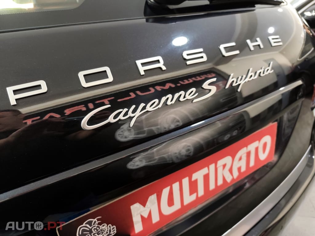 Porsche Cayenne S Hybrid