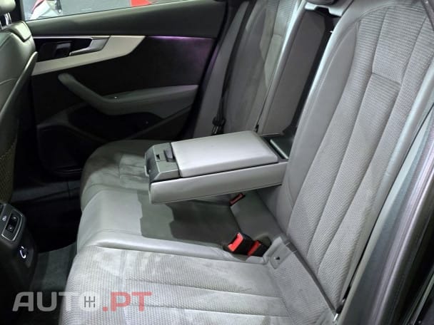 Audi A4 Avant 35 TDI S line S tronic