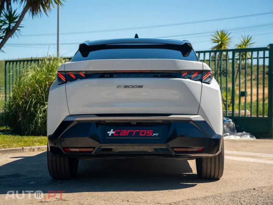 Peugeot E-3008 73 kWh GT