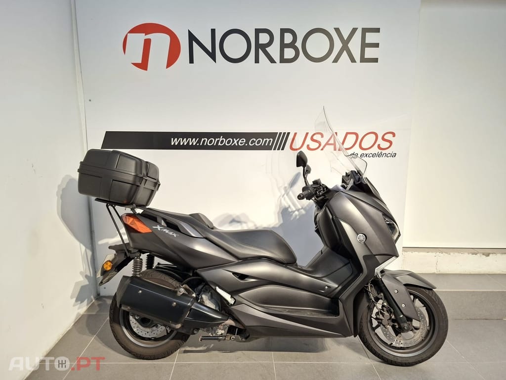 Yamaha X-Max 300