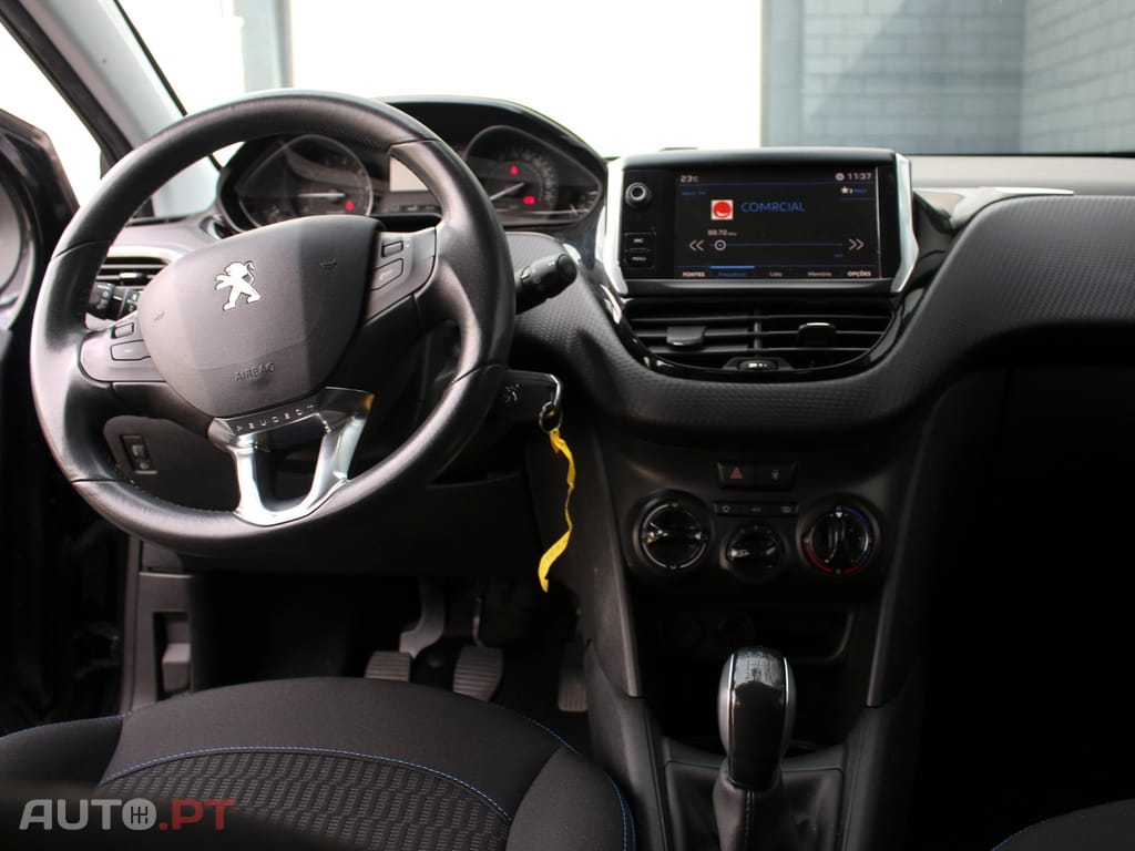 Peugeot 208 1.2 PureTech Style