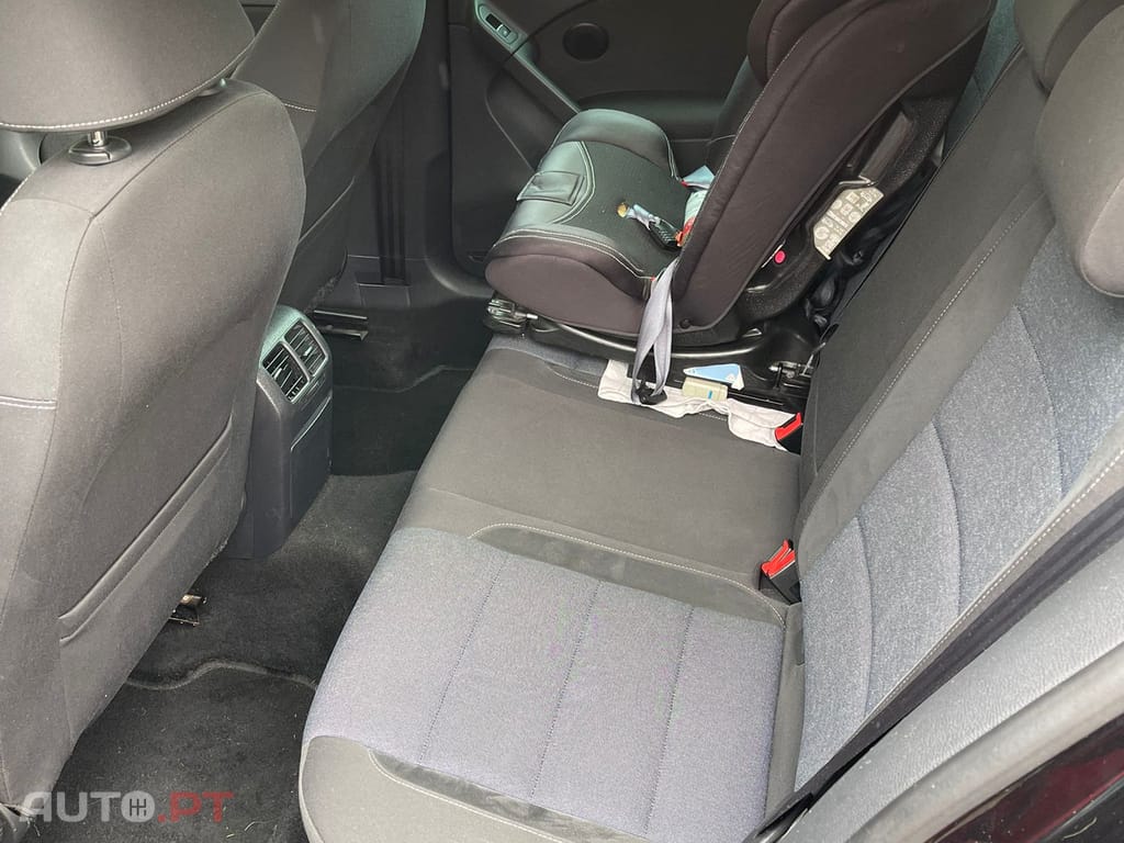 Volkswagen Golf VI - STYLE - LOOK GTI