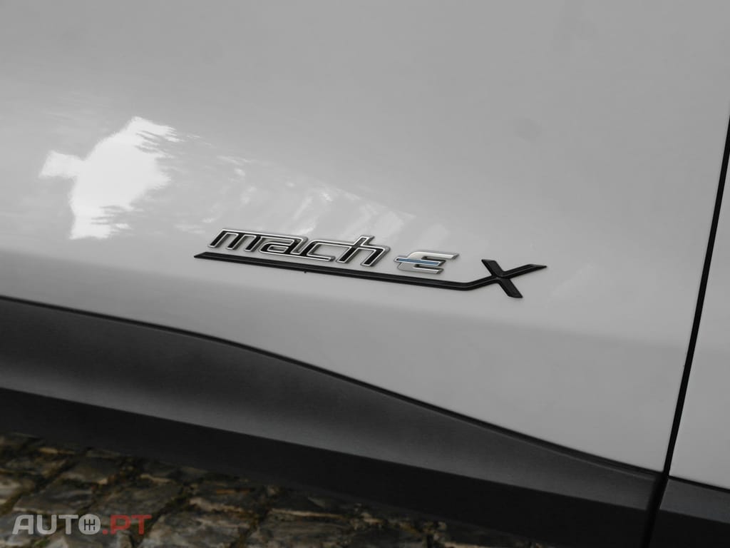 Ford Mustang Mach-E 98.7 kWh Premium