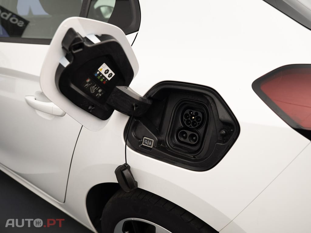Opel Corsa-E Business