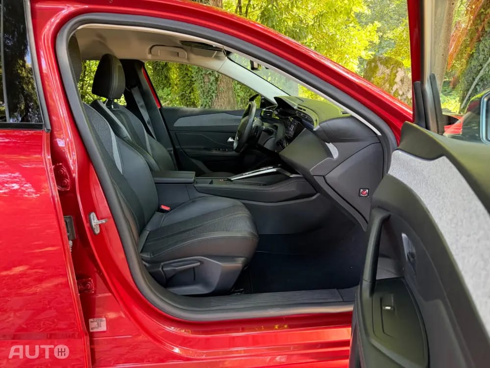Peugeot 308 SW 1.2 PureTech Allure Pack EAT8