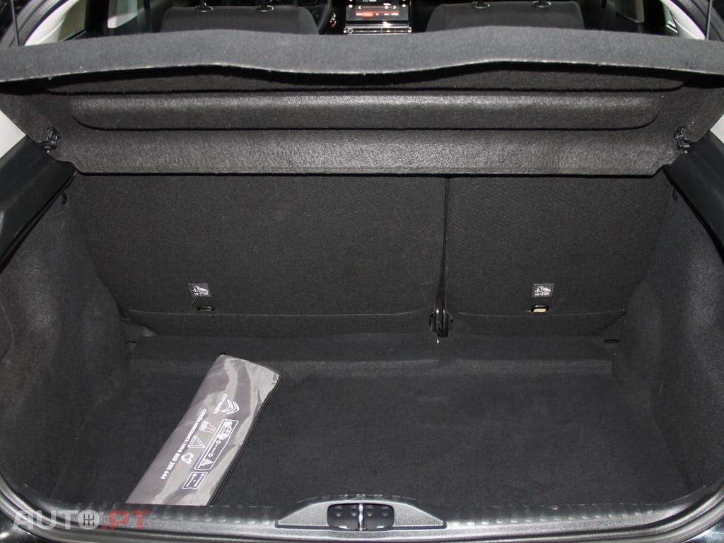 Citroën C3 1.2 PureTech Feel Pack — fotografia 8