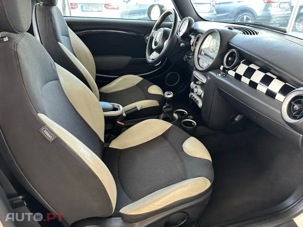 MINI Cooper D