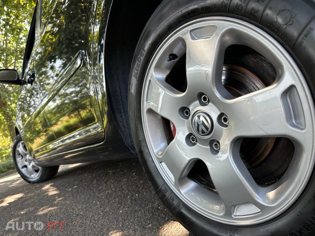 Volkswagen Touran 1.9 TDi Highline EC 7L