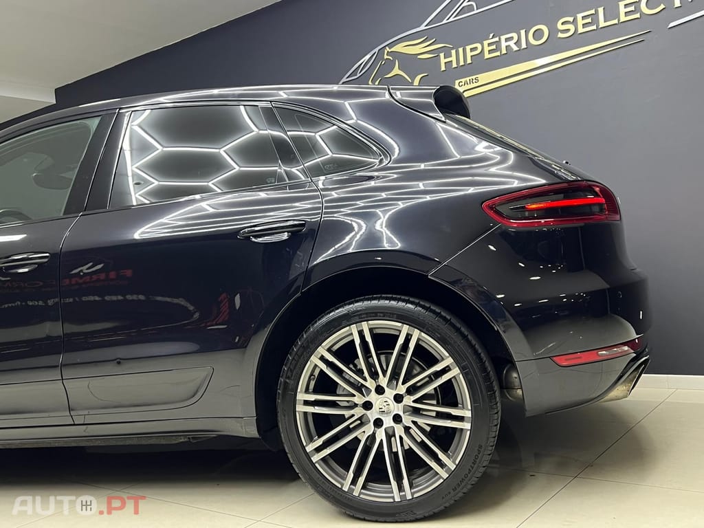 Porsche Macan S