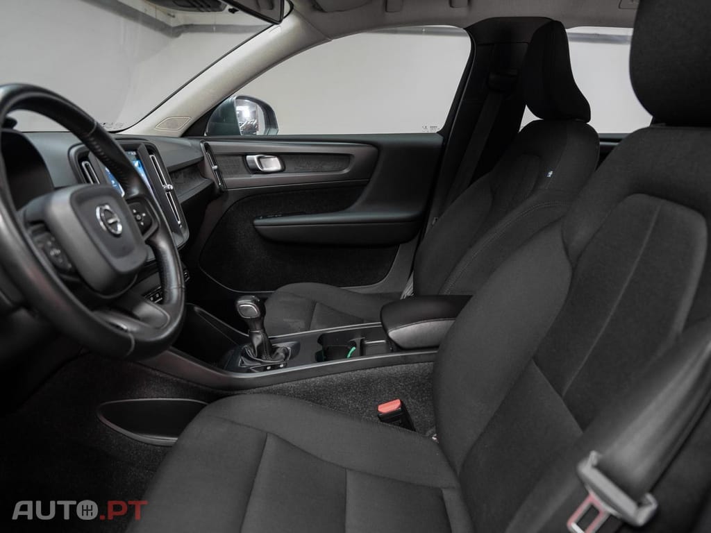 Volvo XC40 2.0 D3 Momentum