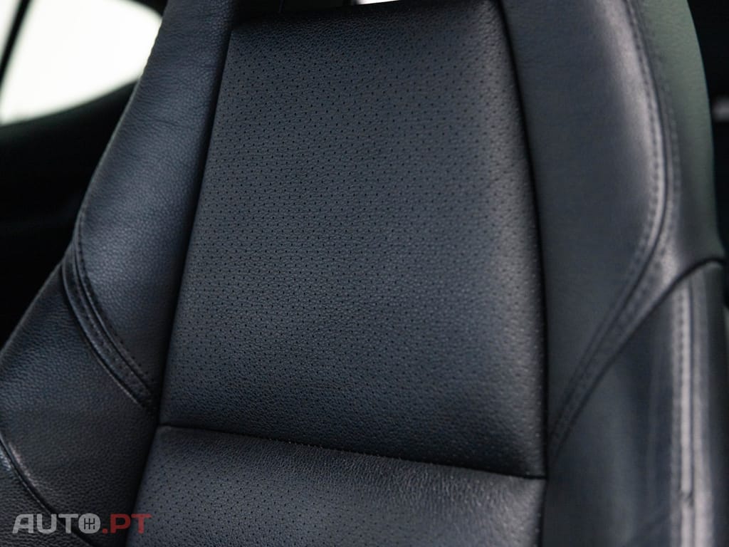 Porsche Panamera Standard