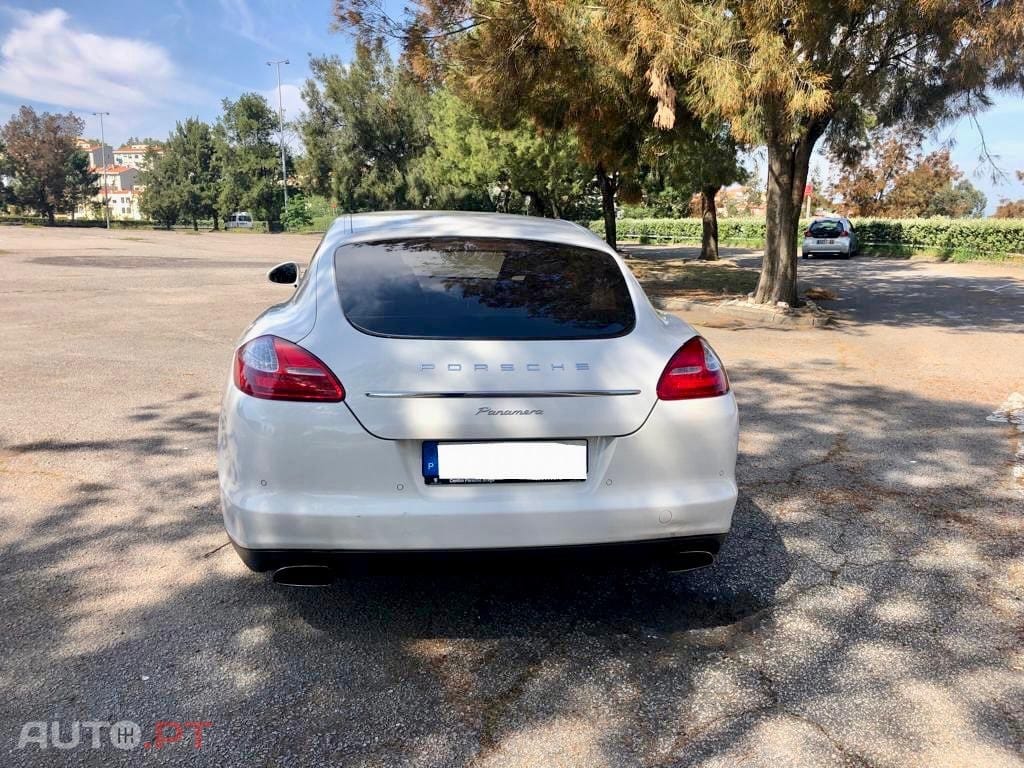 Porsche Panamera Platinum Edition