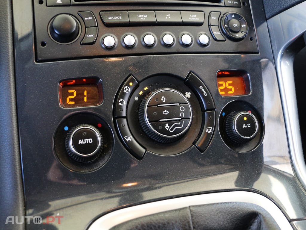 Peugeot 3008 1.6 HDi Premium