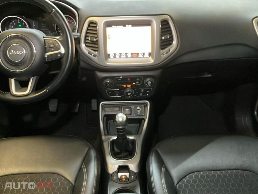 Jeep Compass 1.3 T Longitude