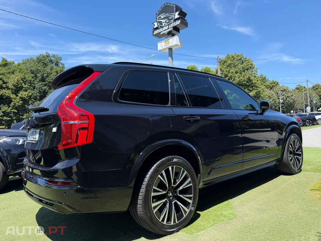 Volvo XC90 2.0 T8 PHEV Ultimate Dark AWD