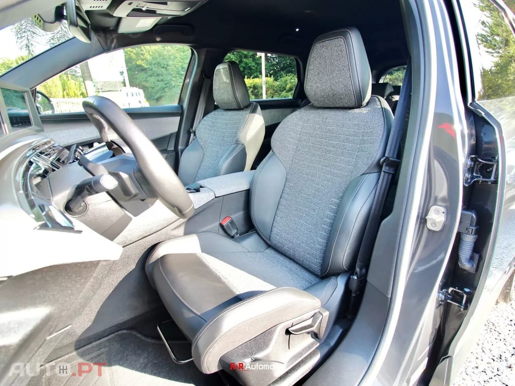 Peugeot 5008 1.2 Hybrid Allure e-DCS6