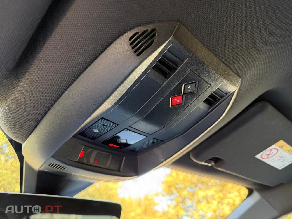 DS DS7 Crossback E-Tense Performance Line EAT8