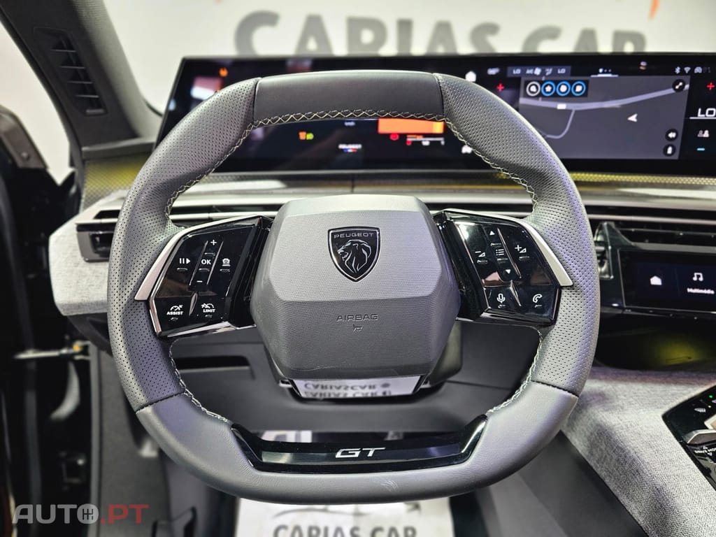 Peugeot 5008 GT Hybrid e-DCS6