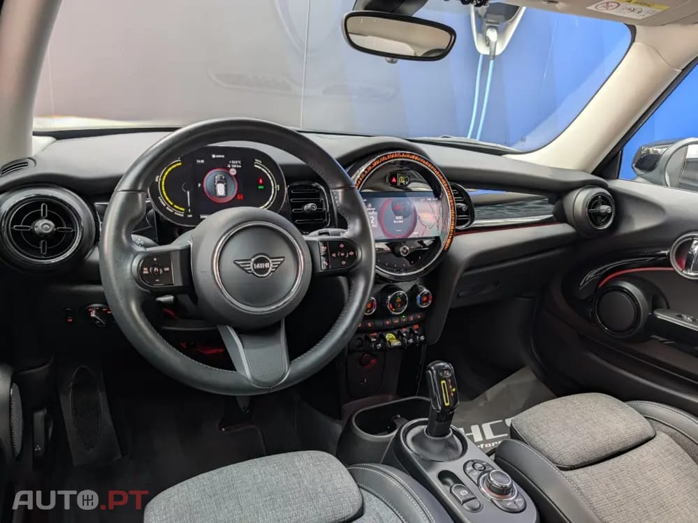 MINI Cooper Cooper SE