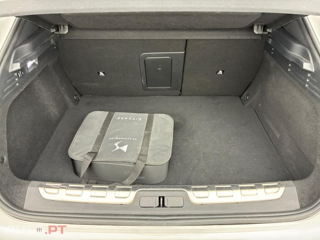 DS DS4 E-Tense Opera EAT8