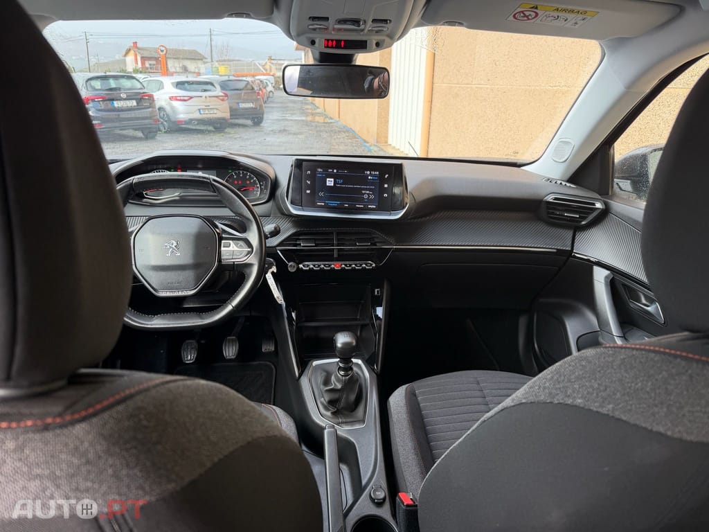 Peugeot 2008 1.2 PureTech Allure Pack