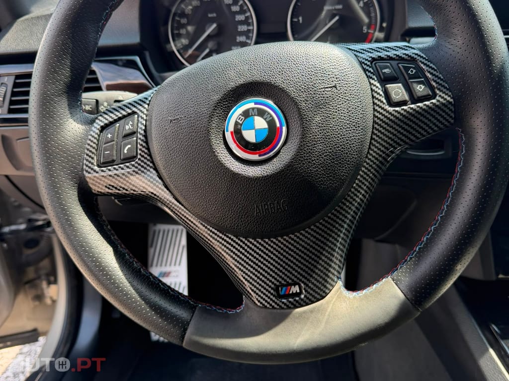 BMW 320 d Auto