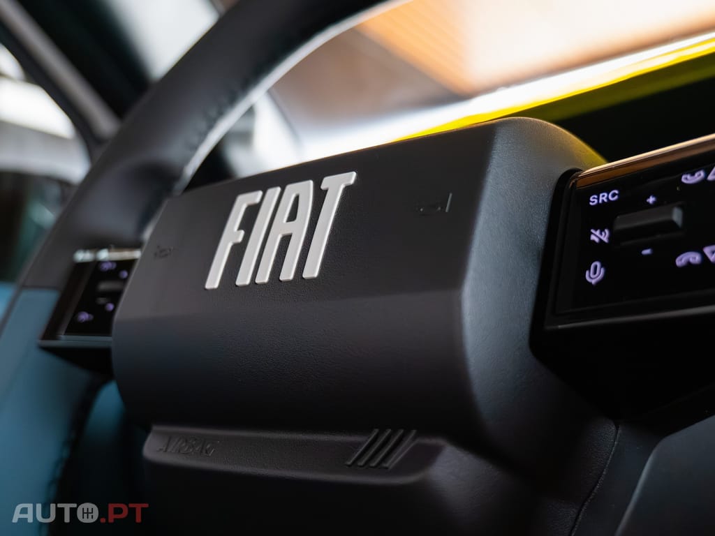 Fiat Grande Panda 1.2 Hybrid La Prima eDCT