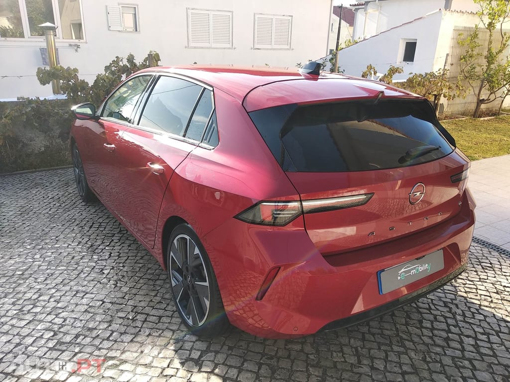 Opel Astra elétrico 54kwh