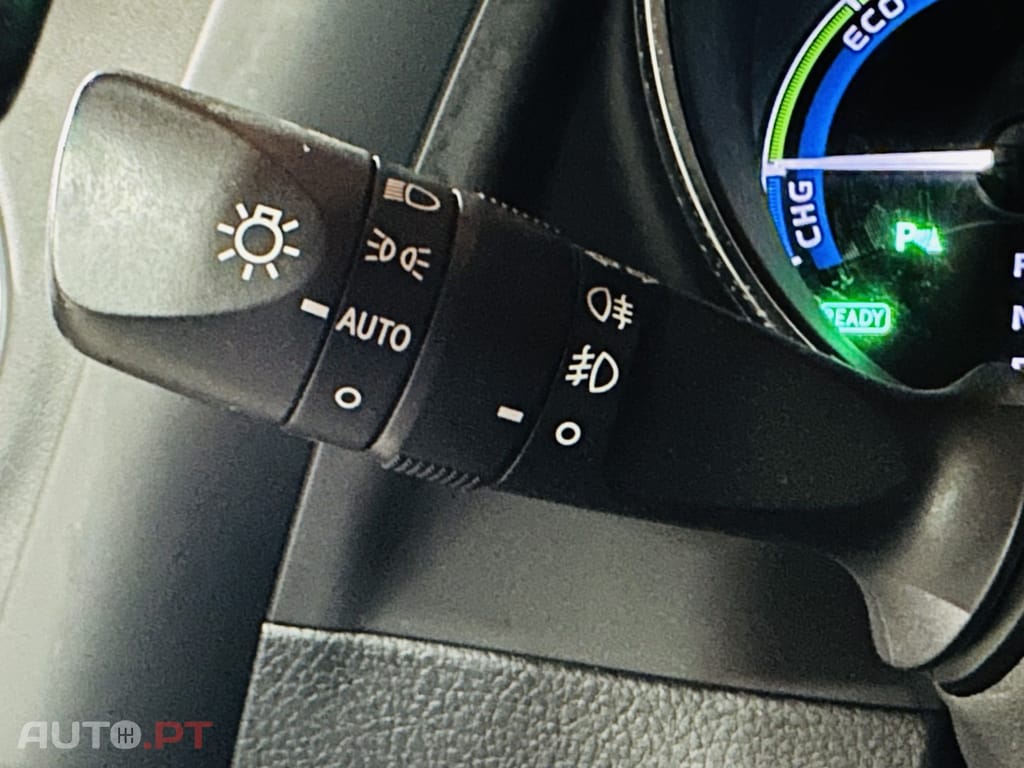 Toyota Auris Touring Sports 1.8 HSD Comfort +P.Sport+Navi