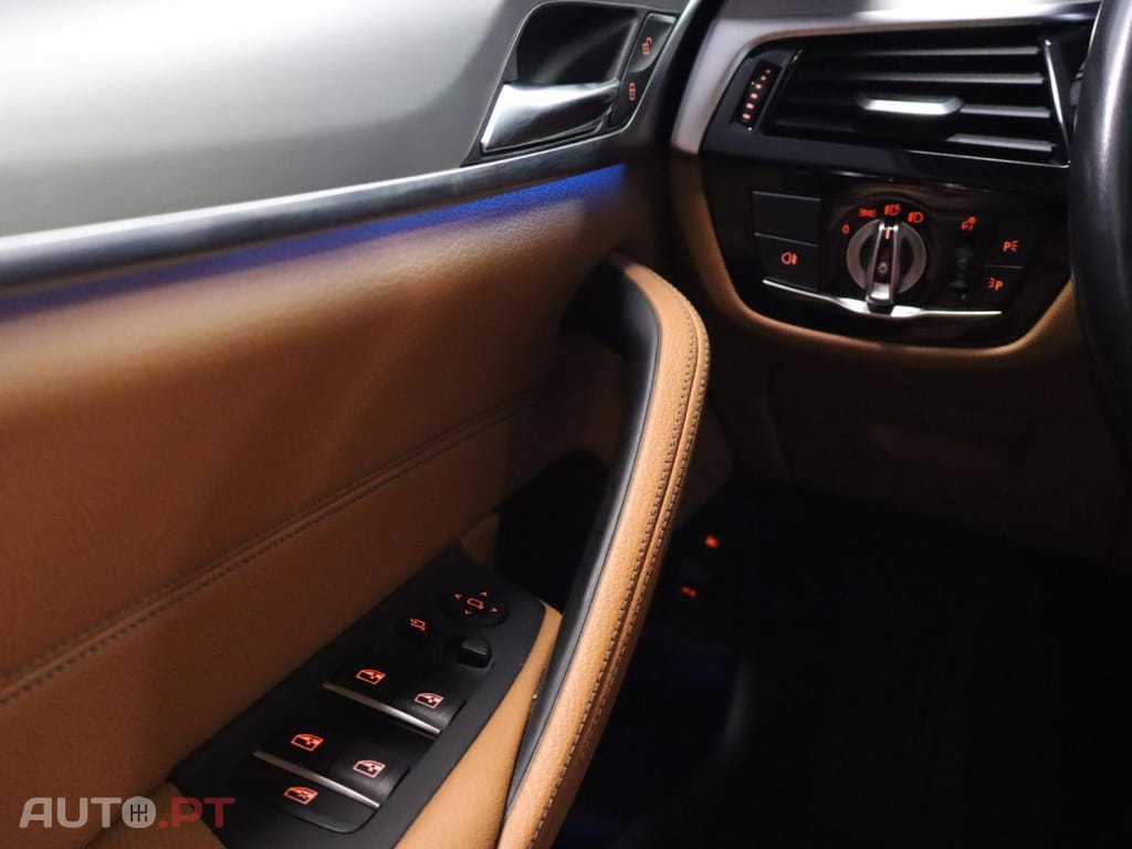 BMW 530 e Auto Line Luxury