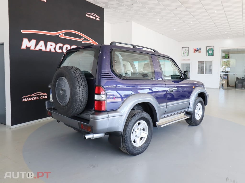Toyota Land Cruiser 3.0 TD Standard