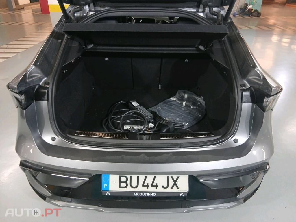 Renault Rafale 1.2 Hyper Hybrid E-Tech Esprit Alpine