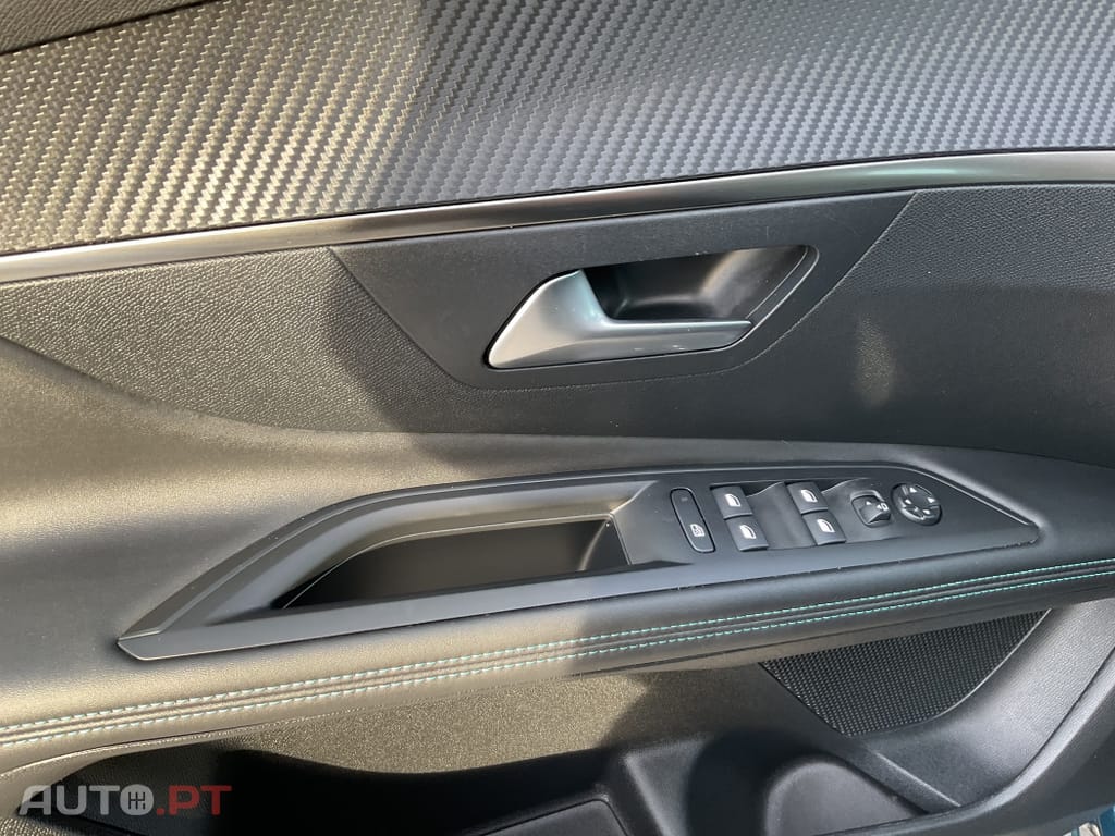 Peugeot 3008 1.2 PureTech Allure