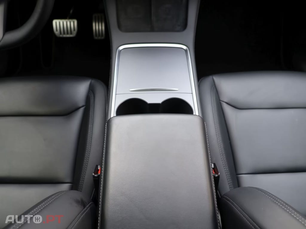 Tesla Model Y Performance Dual Motor AWD I.V.A DEDUTIVEL 