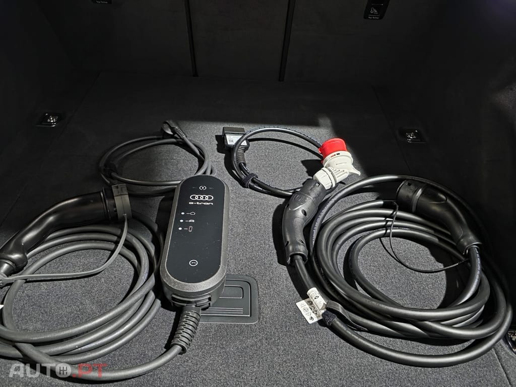 Audi Q8 E-Tron 55 quattro Advanced