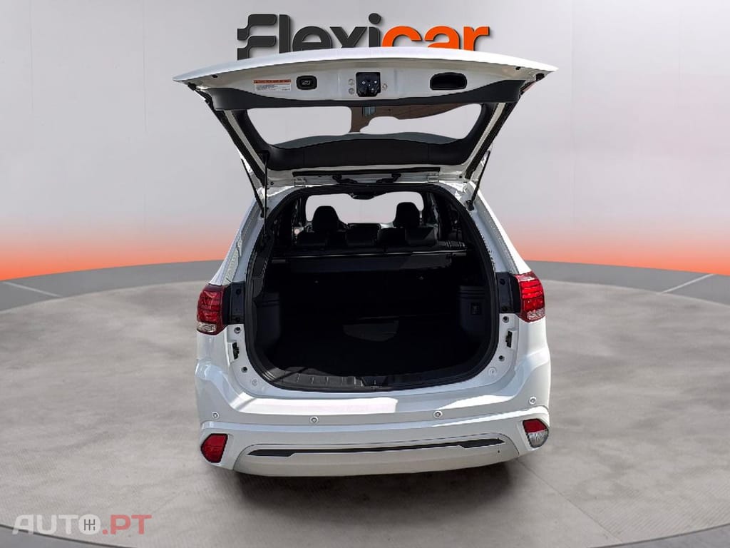 Mitsubishi Outlander 2.4 PHEV Intense