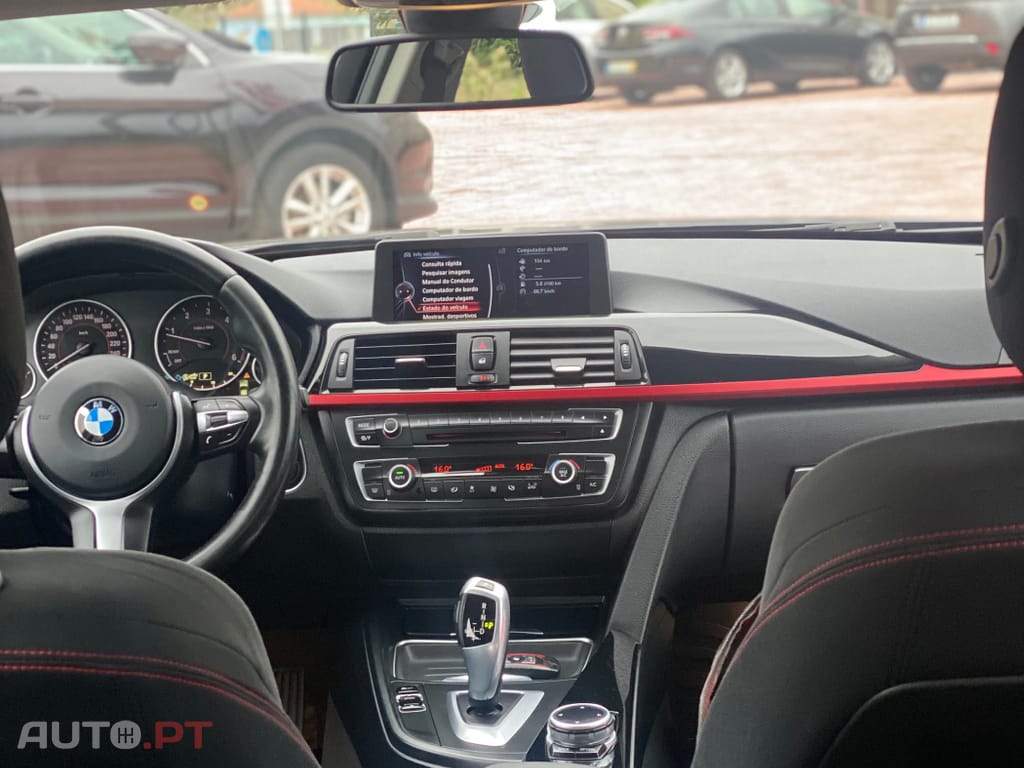 BMW 320 d Touring Sport-Aut. Blue Performance Modern Line