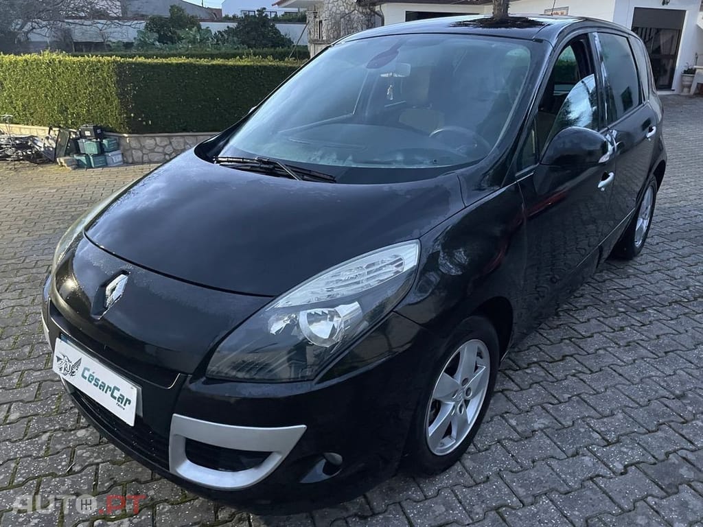 Renault Scénic 1.5 dCi Dynamique S EDC