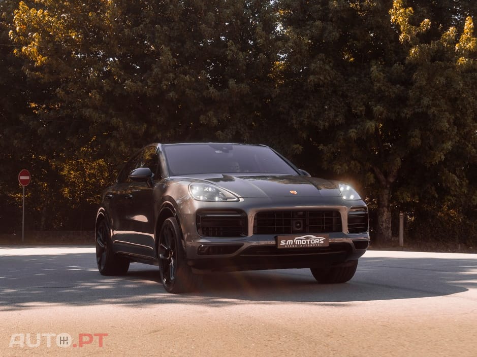 Porsche Cayenne E-Hybrid Platinum Edition
