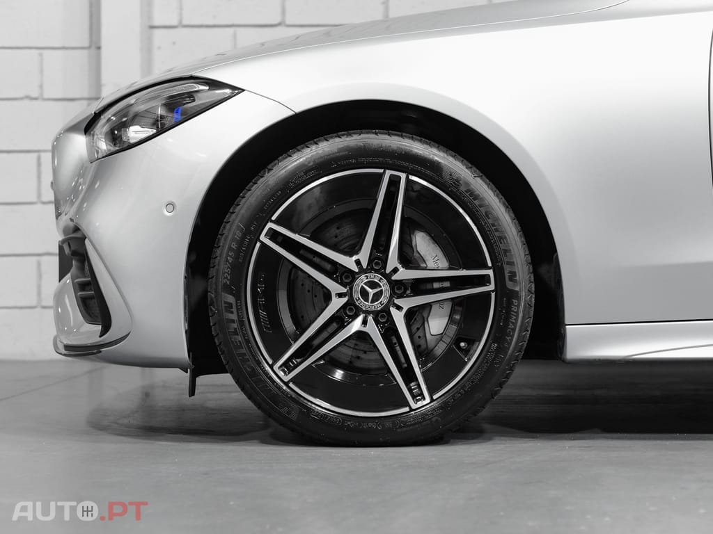Mercedes-Benz C 300 e T 9G-TRONIC AMG Line