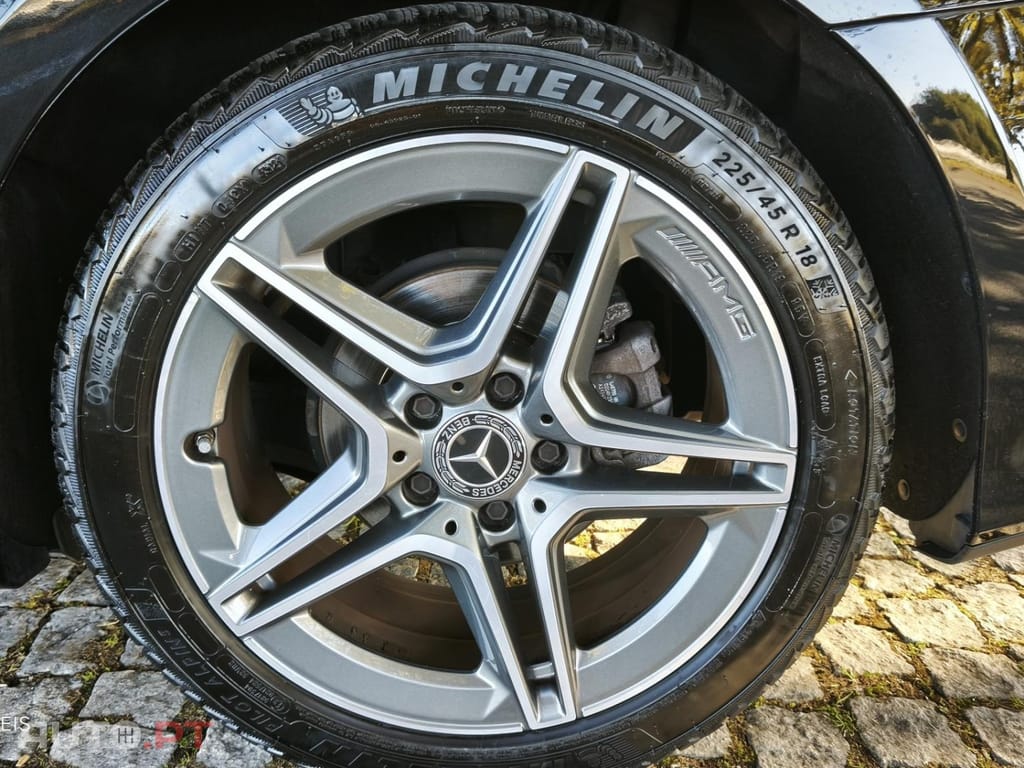 Mercedes-Benz A 180 d 7G-DCT AMG Line