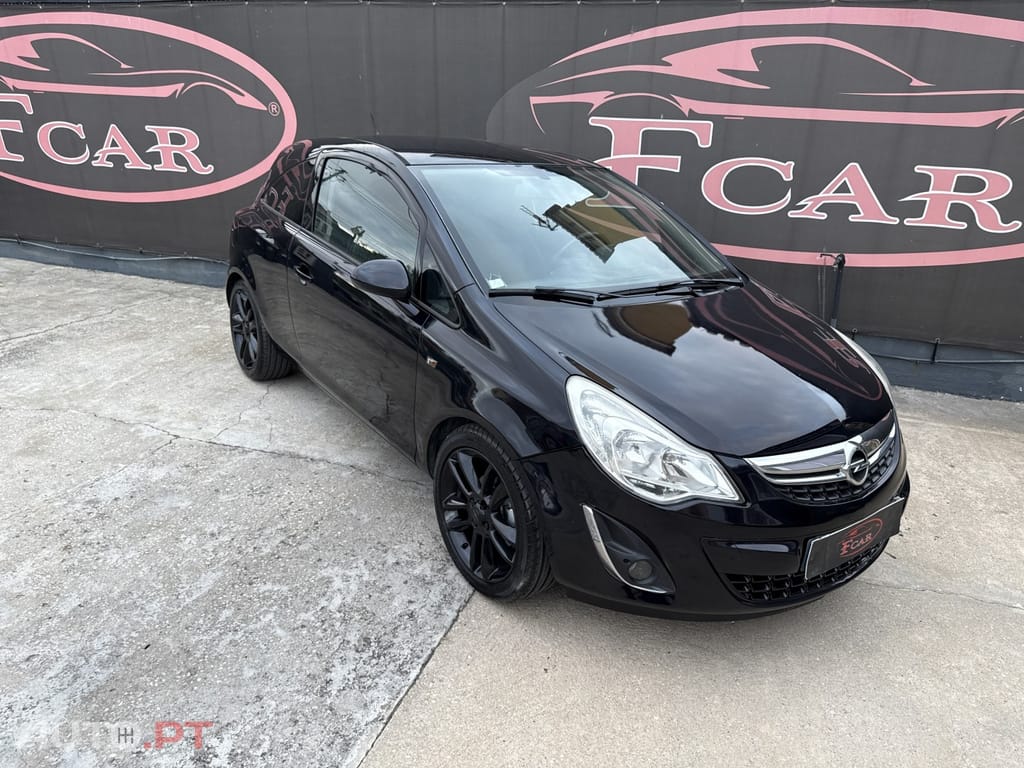 Opel Corsa 1.2 Black Edition