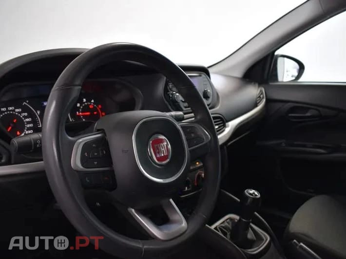 Fiat Tipo 1.3 M-Jet Street
