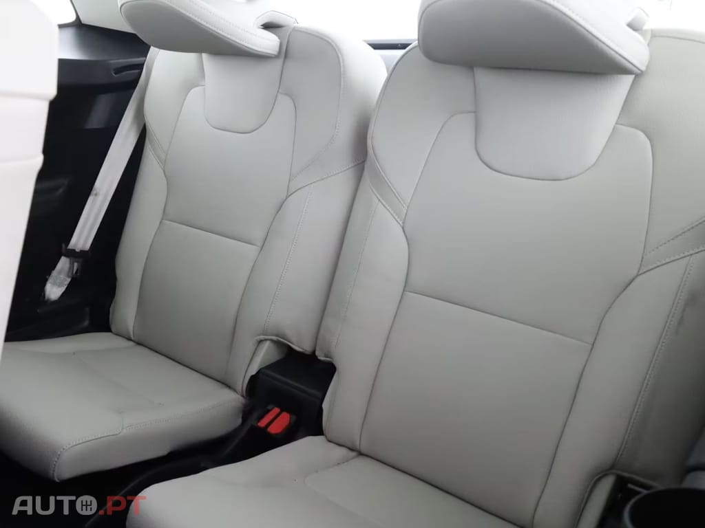 Volvo XC90  T8 AWD I.V.A DEDUTIVEL