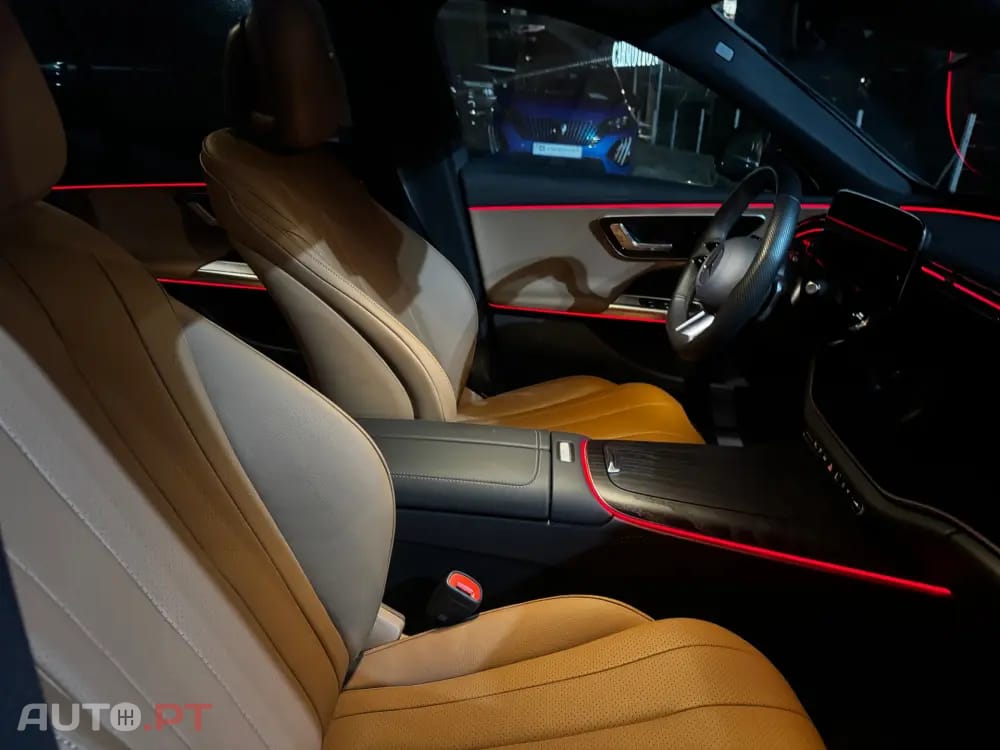 Mercedes-Benz E 300 E300de AMG Line