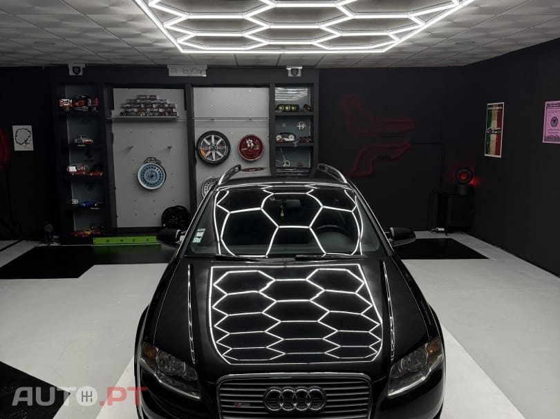 Audi A4 Avant 2.0 TDI S-line