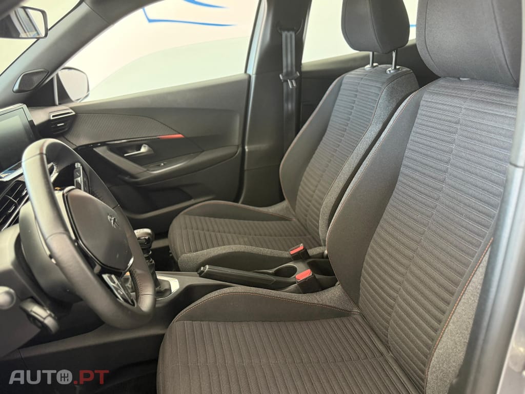 Peugeot 2008 1.2 PureTech Active