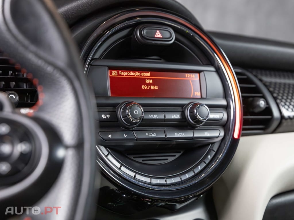 MINI Cooper Cooper S Auto
