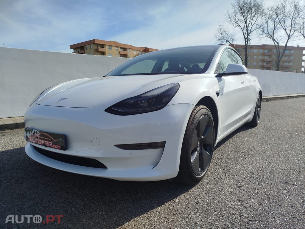 Tesla Model 3 Long Range AWD Dual Motor