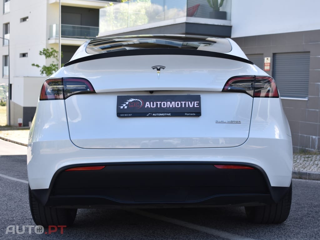 Tesla Model Y Performance Tração Integral